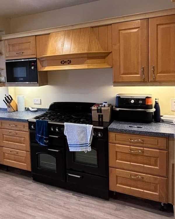 Oak kitchen cabinets before respraying